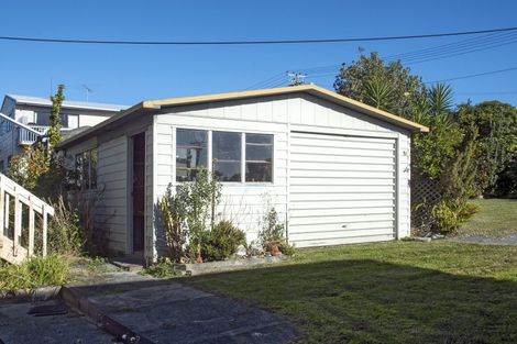 Photo of property in 8 Washington Avenue, Snells Beach, 0920