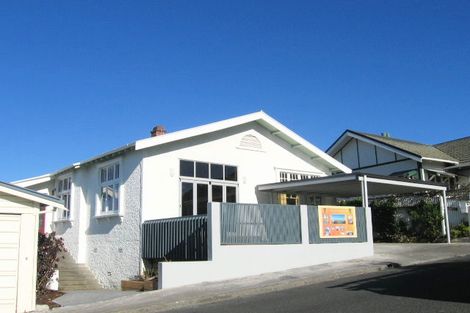 Photo of property in 16 Lighthouse Road, Bluff Hill, Napier, 4110