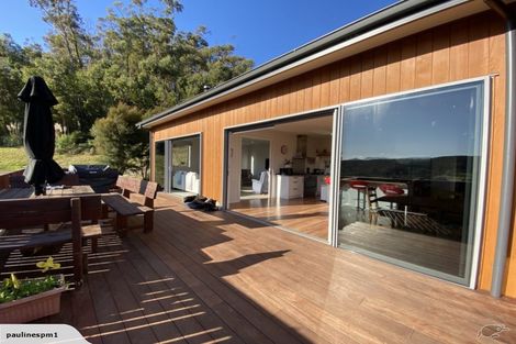 Photo of property in 11 Bell Bird Rise, Picton, 7220