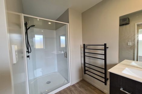 Photo of property in 62 Broadway Parade, Rolleston, 7615