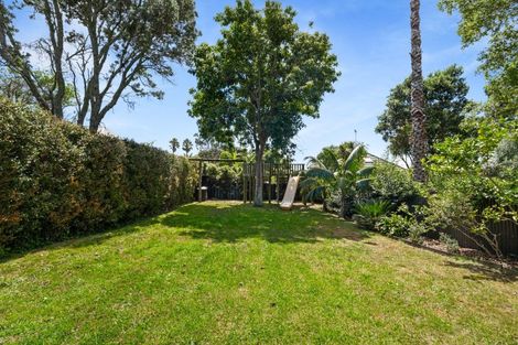 Photo of property in 108 Calliope Road, Stanley Point, Auckland, 0624