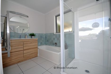 Photo of property in 530a Pahi Road, Pahi, Paparoa, 0571