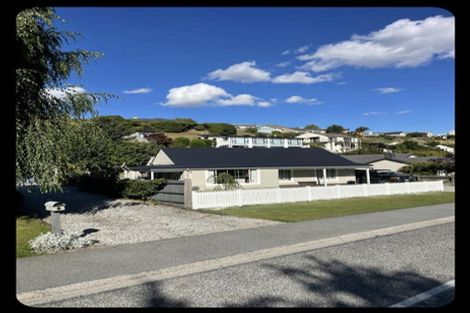 Photo of property in 9 Mcdonnell Road, Arrowtown, 9302