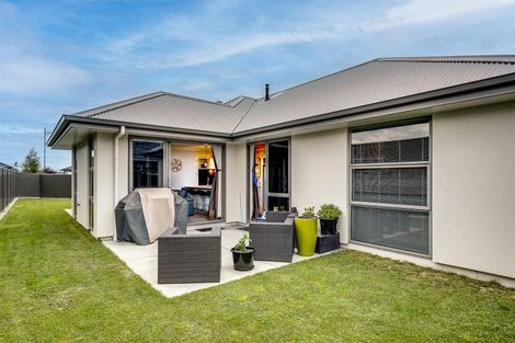 Photo of property in 18 Pelorus Avenue, Poraiti, Napier, 4112