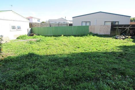 Photo of property in 12 Burns Street, Hawera, 4610