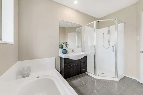 Photo of property in 223 Rolleston Drive, Rolleston, 7614