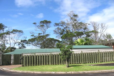 Photo of property in 11 Kinvig Place, Ranui, Auckland, 0612