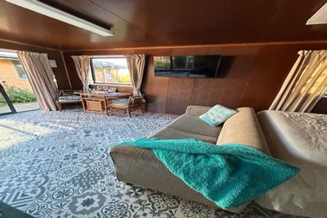 Photo of property in 286 Rehutai Road, Baylys Beach, Dargaville, 0377