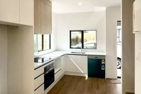 Photo of property in 8/1 Kahikatea Place, Ranui, Auckland, 0612