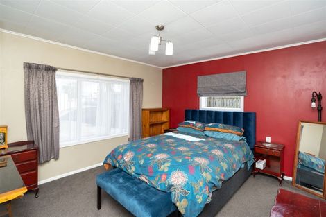 Photo of property in 52 Pollen Crescent, Melville, Hamilton, 3206