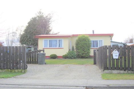 Photo of property in 10 Gunn Street, Te Anau, 9600