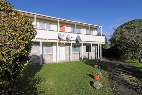 Photo of property in 4/19 Pirie Crescent, Moera, Lower Hutt, 5010