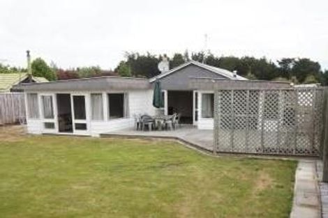 Photo of property in 22 Broadway Avenue, Waikuku Beach, 7473