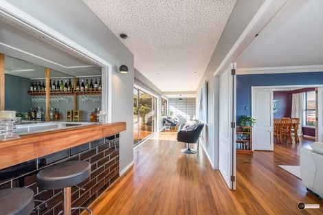 Photo of property in 118a Woburn Road, Woburn, Lower Hutt, 5010