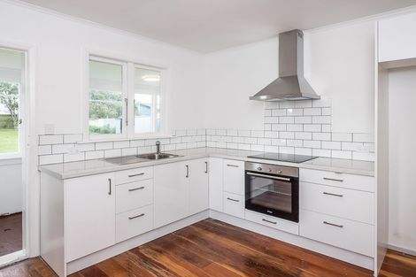 Photo of property in 8 Cambridge Street, Levin, 5510