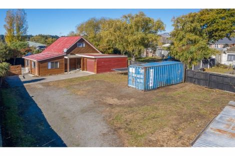 Photo of property in 2a Wainoni Road, Wainoni, Christchurch, 8061