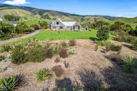 Photo of property in 48 Mountain View Drive, Manakau, Otaki, 5583