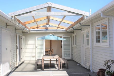 Photo of property in 59 Field Way, Waikanae Beach, Waikanae, 5036
