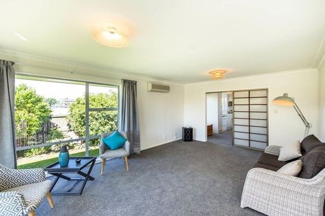 Photo of property in 2 School Road, Halswell, Christchurch, 8025