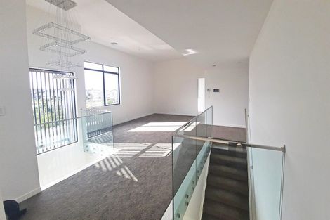 Photo of property in 1 Skua Road, Hobsonville, Auckland, 0616