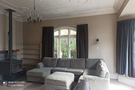 Photo of property in 1 Cossens Street, Balclutha, 9230