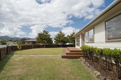 Photo of property in 4 Menzies Place, Paeroa, 3600