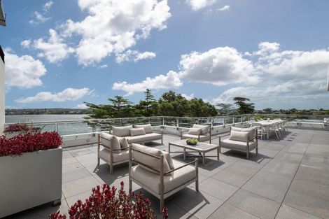 Photo of property in 10/258 Hurstmere Road, Takapuna, Auckland, 0622