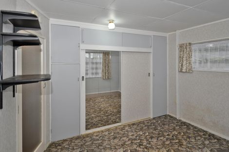 Photo of property in 51 Barrier View Road, Leigh, 0985