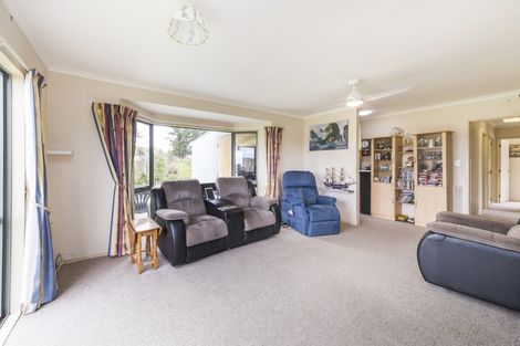 Photo of property in 73 Monteith Street, Halcombe, Feilding, 4779