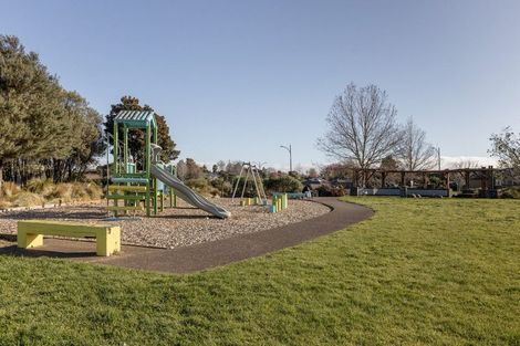 Photo of property in 31 Fairfax Crescent, Pyes Pa, Tauranga, 3112