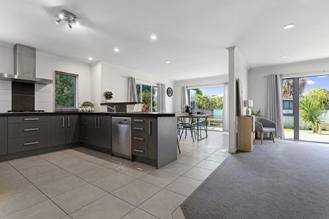 Photo of property in 283a Cambridge Road, Hillcrest, Hamilton, 3216