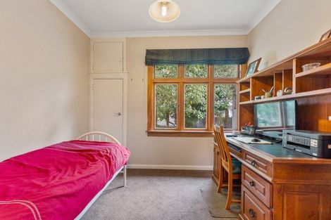 Photo of property in 79 Pahiatua Street, Hokowhitu, Palmerston North, 4410