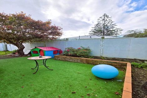 Photo of property in 2/570 High Street, Boulcott, Lower Hutt, 5010