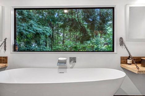 Photo of property in 21 Nyssa Place, Totara Heights, Auckland, 2105