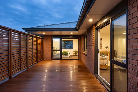 Photo of property in 702 Pioneer Highway, Takaro, Palmerston North, 4412