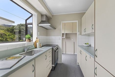 Photo of property in 41 Nassau Avenue, Grenada North, Wellington, 5028