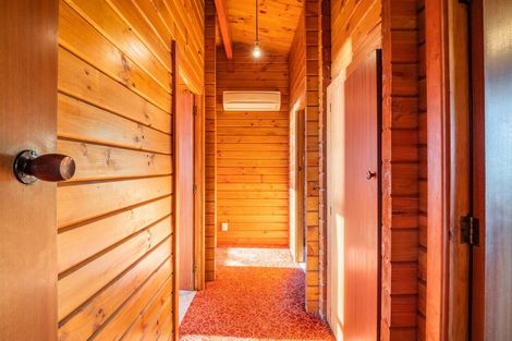 Photo of property in 20 Moturata Road, Taieri Beach, Taieri Mouth, 9091