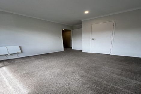 Photo of property in 16 Loloma Drive, Half Moon Bay, Auckland, 2012