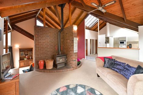 Photo of property in 11 Tatyana Place, Massey, Auckland, 0614