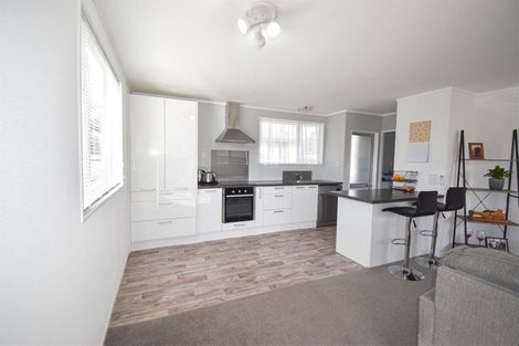 Photo of property in 33 Sain Crescent, Morrinsville, 3300