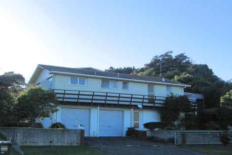 Photo of property in 68 Tasman Road, Otaki Beach, Otaki, 5512