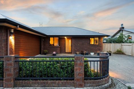 Photo of property in 3 Palm Avenue, Hokowhitu, Palmerston North, 4410