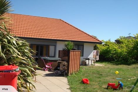 Photo of property in 20 Realm Drive, Paraparaumu, 5032