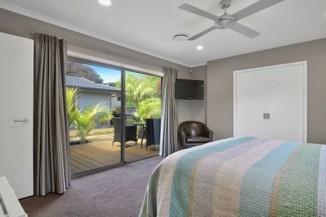 Photo of property in 15 Falstaff Place, Half Moon Bay, Auckland, 2012