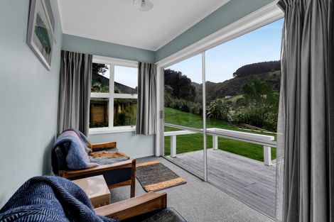 Photo of property in 8 Tainui Street, Mokau, 4376