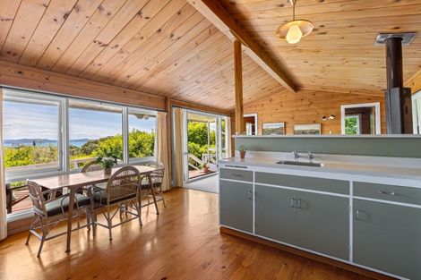 Photo of property in 30 De Luen Avenue, Tindalls Beach, Whangaparaoa, 0930