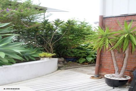 Photo of property in 43 Sharon Road, Waiake, Auckland, 0630