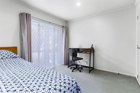 Photo of property in 1 Vinewood Drive, Albany, Auckland, 0632