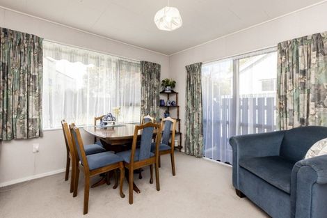 Photo of property in 1/53 Te Mata Road, Havelock North, 4130