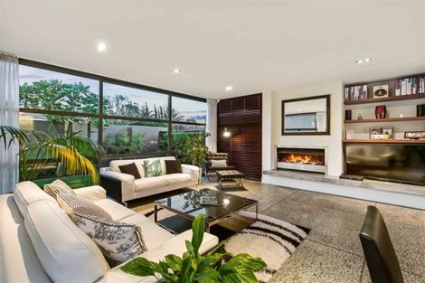 Photo of property in 4a Norwood Road, Bayswater, Auckland, 0622